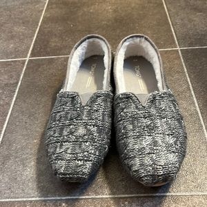 Women’s Toms